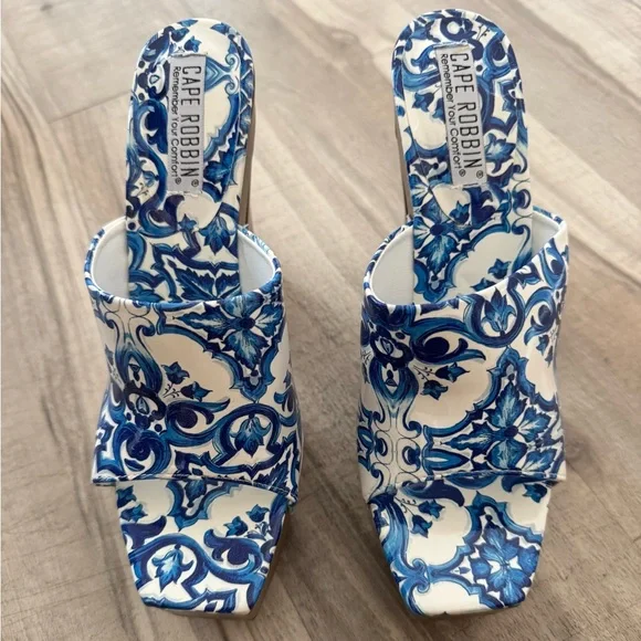 Women’s Moika Platform Sculptured Block Heel Mules - Picture 3 of 7